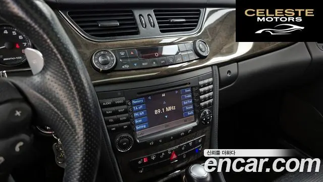 MERCEDES AMG CLS-Classe W219 CLS63 AMG 2007 — photo 17 sur 26