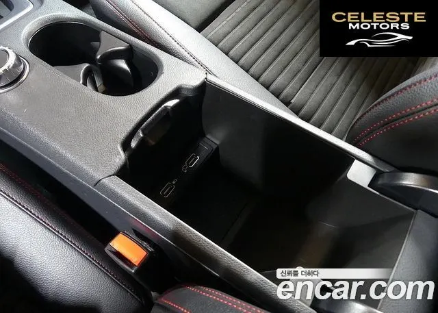 MERCEDES AMG CLA-Classe C117 CLA220 AMG Line 2018 — photo 18 sur 26