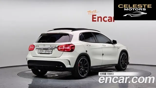 MERCEDES AMG GLA-Classe X156 GLA45 AMG 4MATIC 2016 — photo 2 sur 26
