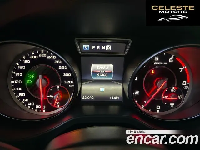 MERCEDES AMG GLA-Classe X156 GLA45 AMG 4MATIC 2016 — photo 8 sur 26