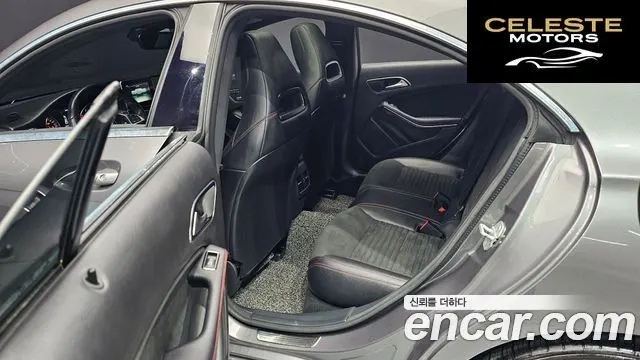 MERCEDES AMG CLA-Classe C117 CLA220 AMG Line 2018 — photo 12 sur 20