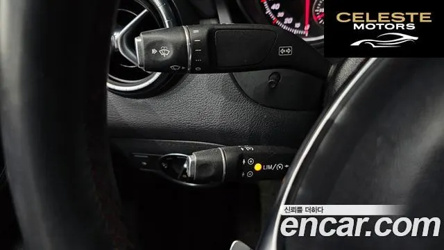 MERCEDES AMG CLA-Classe C117 CLA220 AMG Line 2018 — photo 18 sur 20