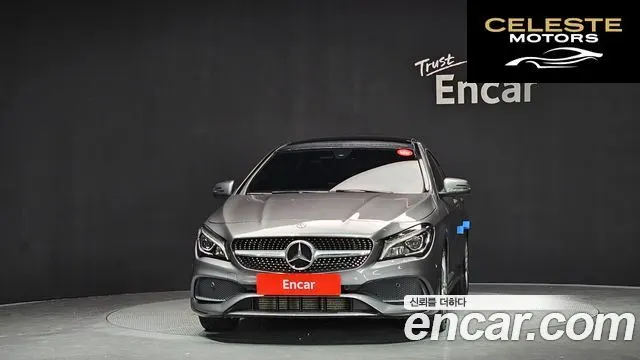 MERCEDES AMG CLA-Classe C117 CLA220 AMG Line 2018 — photo 3 sur 20