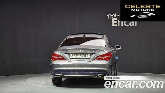 MERCEDES AMG CLA-Classe C117 CLA220 AMG Line 2018 — photo 4 sur 20