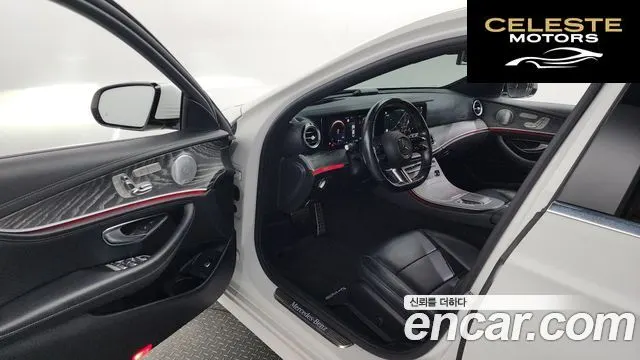 MERCEDES AMG E-Classe W213 E350 4MATIC AMG Line 2021 — photo 10 sur 20