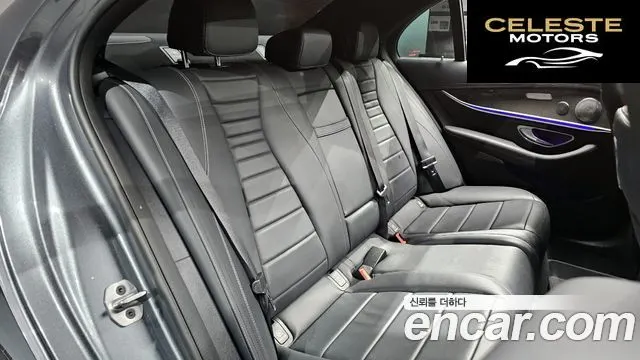 MERCEDES AMG E-Classe W213 E350 4MATIC AMG Line 2019 — photo 12 sur 20