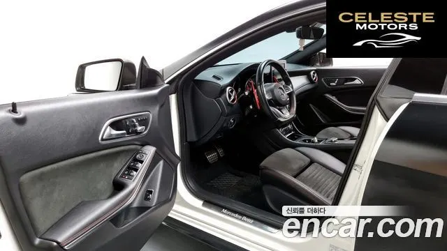 MERCEDES AMG CLA-Classe C117 CLA220 AMG Line 2018 — photo 10 sur 20