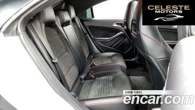 MERCEDES AMG CLA-Classe C117 CLA220 AMG Line 2018 — photo 12 sur 20