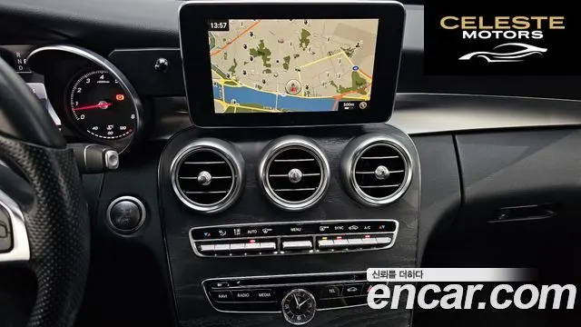 MERCEDES AMG C-Classe W205 C200 AMG Line 2017 — photo 14 sur 26