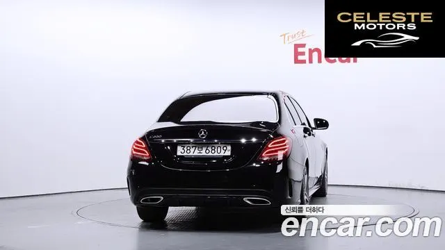 MERCEDES AMG C-Classe W205 C200 AMG Line 2017 — photo 4 sur 26