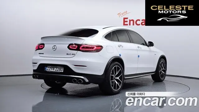 MERCEDES AMG GLC-Classe X253 AMG GLC43 4MATIC Coupé 2021 — photo 2 sur 20