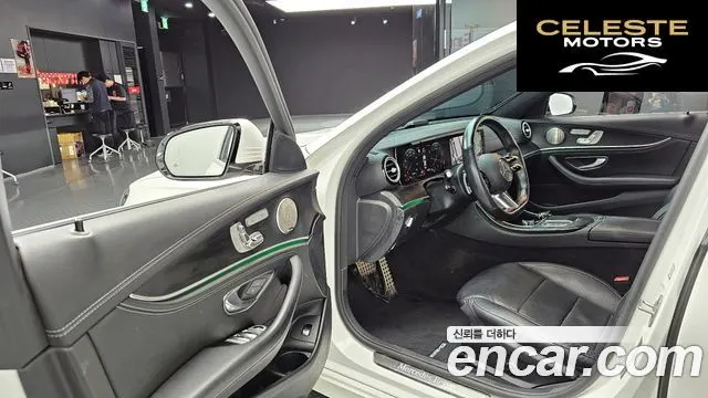 MERCEDES AMG E-Classe W213 E220d 4MATIC AMG Line 2022 — photo 11 sur 20
