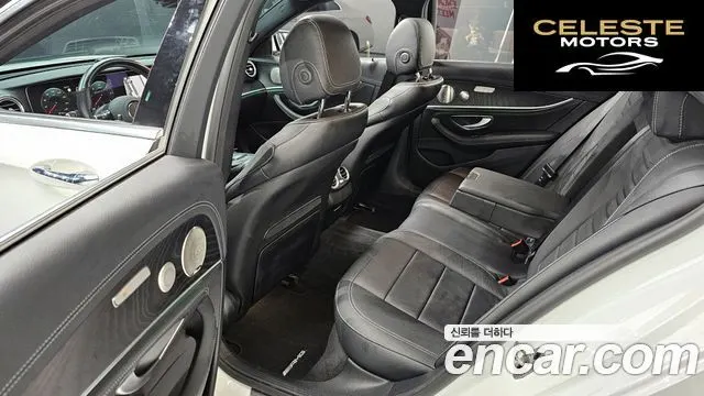 MERCEDES AMG E-Classe W213 E220d 4MATIC AMG Line 2022 — photo 12 sur 20