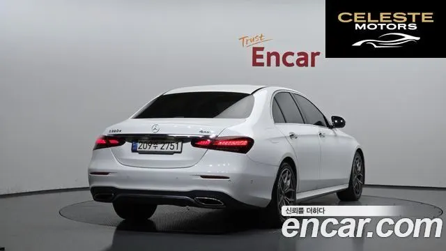 MERCEDES AMG E-Classe W213 E220d 4MATIC AMG Line 2022 — photo 2 sur 20