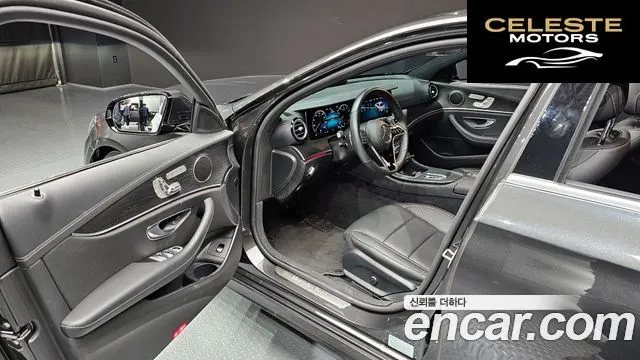MERCEDES AMG E-Classe W213 E250 AMG Line 2023 — photo 11 sur 26
