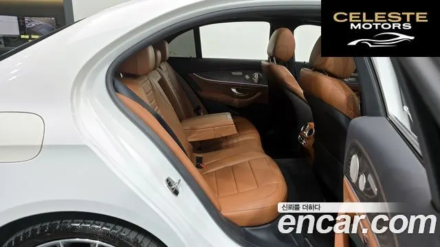 MERCEDES AMG E-Classe W213 E350 4MATIC AMG Line 2021 — photo 12 sur 20