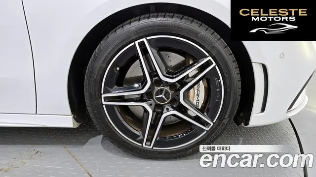 MERCEDES AMG A-Classe W177 AMG A35 4MATIC Berline 2021 — photo 5 sur 20