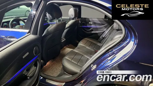 MERCEDES AMG E-Classe W213 E220d 4MATIC AMG Line 2021 — photo 11 sur 20