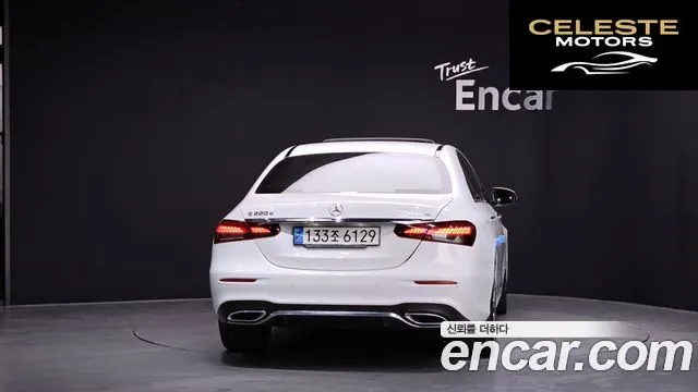 MERCEDES AMG E-Classe W213 E220d 4MATIC AMG Line 2022 — photo 4 sur 20