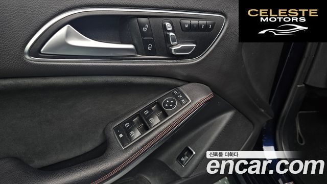 MERCEDES AMG CLA-Classe C117 CLA220 AMG Line 2018 — photo 17 sur 20