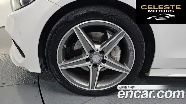 MERCEDES AMG C-Classe W205 C200 AMG Line 2017 — photo 5 sur 20