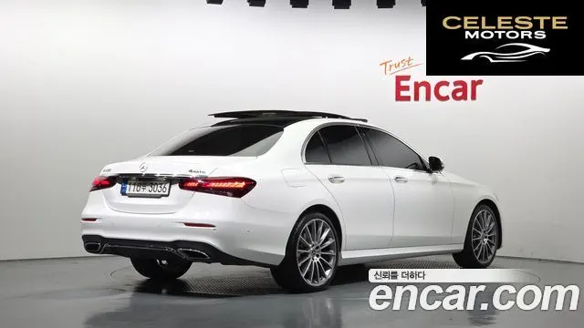 MERCEDES AMG E-Classe W213 E350 4MATIC AMG Line 2021 — photo 2 sur 20