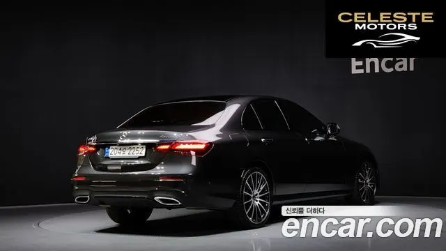 MERCEDES AMG E-Classe W213 E350 4MATIC AMG Line 2023 — photo 2 sur 20