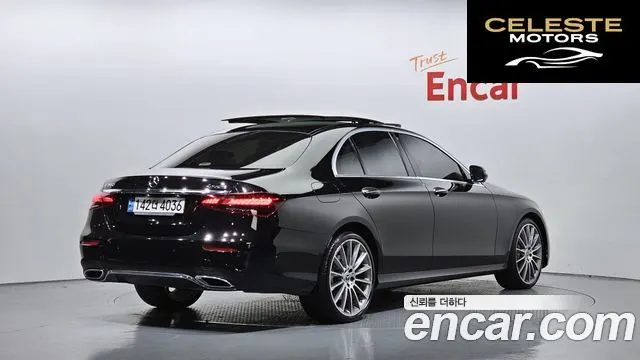 MERCEDES AMG E-Classe W213 E350 4MATIC AMG Line 2021 — photo 2 sur 20