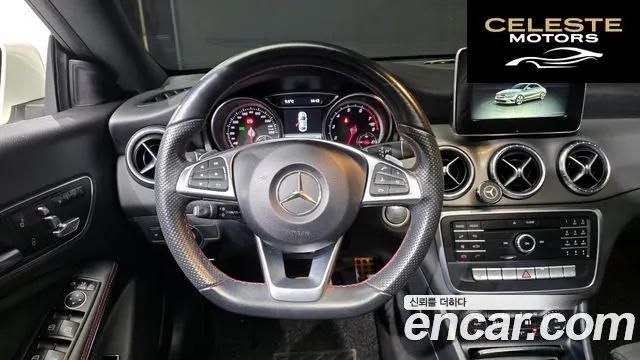 MERCEDES AMG CLA-Classe C117 CLA220 AMG Line 2018 — photo 13 sur 20
