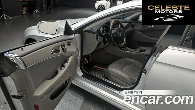 MERCEDES AMG CLS-Classe W219 CLS350 AMG Package 2010 — photo 11 sur 20