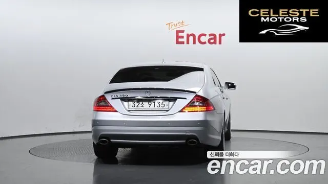 MERCEDES AMG CLS-Classe W219 CLS350 AMG Package 2010 — photo 4 sur 20