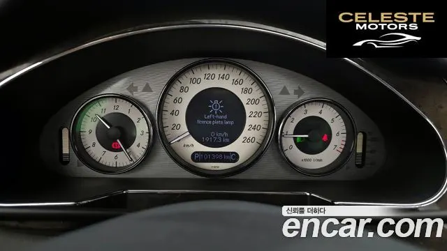 MERCEDES AMG CLS-Classe W219 CLS350 AMG Package 2010 — photo 8 sur 20