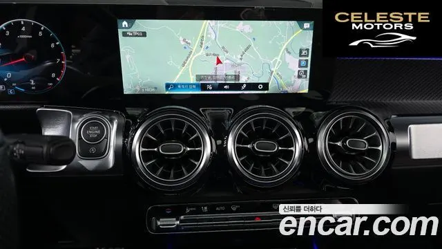 MERCEDES AMG GLB-Classe X247 AMG GLB35 4MATIC 2021 — photo 15 sur 20
