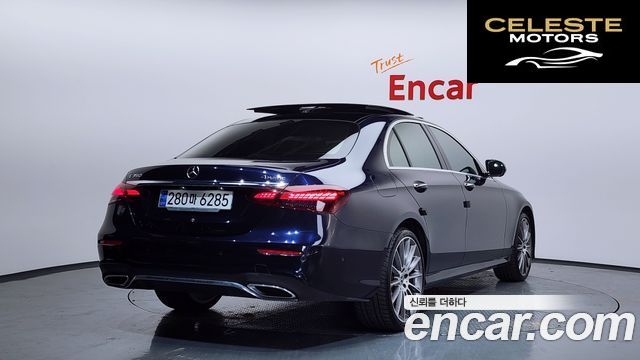 MERCEDES AMG E-Classe W213 E350 4MATIC AMG Line 2022 — photo 2 sur 20