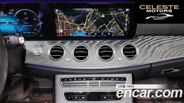 MERCEDES AMG E-Classe W213 E350 4MATIC AMG Line Edition 2021 — photo 14 sur 26