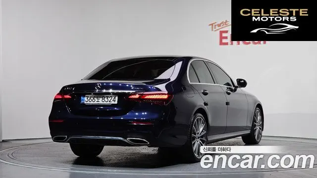 MERCEDES AMG E-Classe W213 E350 4MATIC AMG Line 2022 — photo 1 sur 26