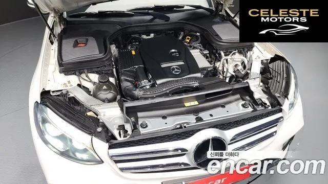 MERCEDES AMG GLC-Classe X253 GLC300 4MATIC AMG Line 2019 — photo 6 sur 20