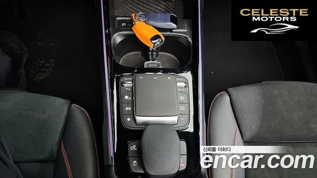 MERCEDES AMG GLB-Classe X247 AMG GLB35 4MATIC 2023 — photo 16 sur 20