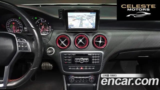MERCEDES AMG A-Classe W176 A45 AMG 4MATIC 2015 — photo 15 sur 20