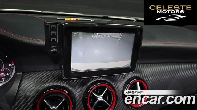 MERCEDES AMG A-Classe W176 A45 AMG 4MATIC 2015 — photo 16 sur 20
