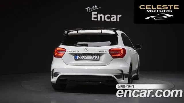 MERCEDES AMG A-Classe W176 A45 AMG 4MATIC 2015 — photo 4 sur 20