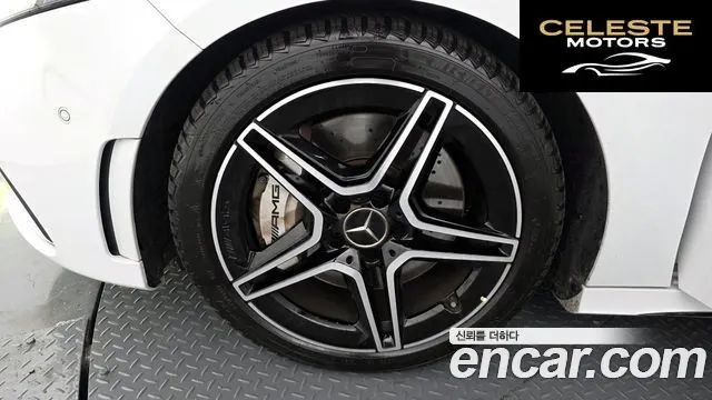 MERCEDES AMG A-Classe W177 AMG A35 4MATIC Berline 2022 — photo 4 sur 20