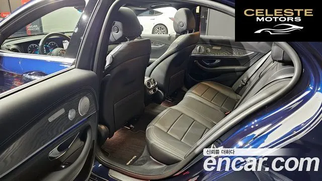 MERCEDES AMG E-Classe W213 E350 4MATIC AMG Line Edition 2021 — photo 11 sur 20