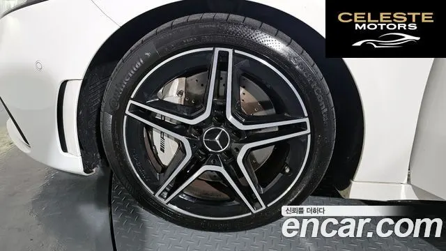 MERCEDES AMG A-Classe W177 AMG A35 4MATIC Berline 2023 — photo 5 sur 20