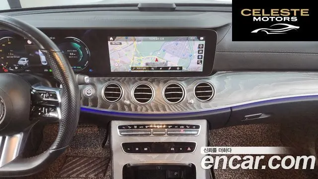 MERCEDES AMG E-Classe W213 E350 4MATIC AMG Line 2021 — photo 14 sur 20