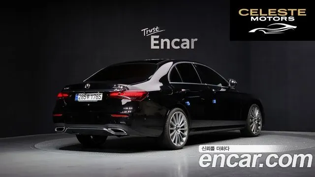 MERCEDES AMG E-Classe W213 E350 4MATIC AMG Line 2021 — photo 2 sur 20