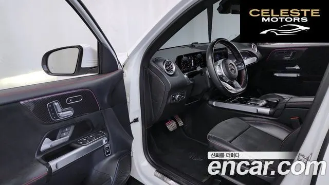MERCEDES AMG GLB-Classe X247 AMG GLB35 4MATIC 2021 — photo 10 sur 20