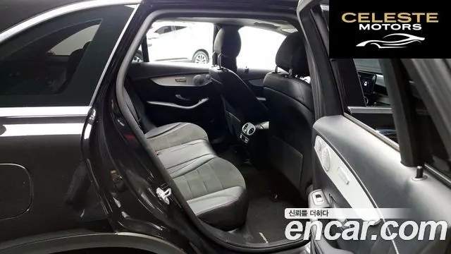 MERCEDES AMG GLC-Classe X253 GLC300 4MATIC AMG Line 2019 — photo 12 sur 20
