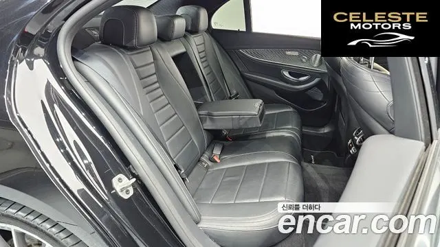 MERCEDES AMG E-Classe W213 E350 4MATIC AMG Line 2021 — photo 12 sur 20