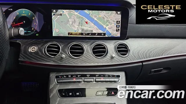 MERCEDES AMG E-Classe W213 E350 4MATIC AMG Line 2021 — photo 14 sur 20